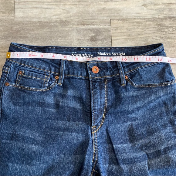 Levi’s Signature Blue Jeans - Picture 8 of 9